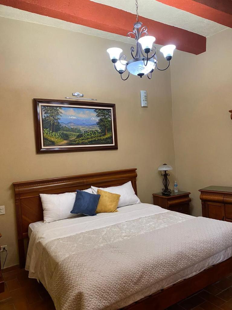 Hotel Antigua Casa De Piedra San Miguel de Allende Luaran gambar
